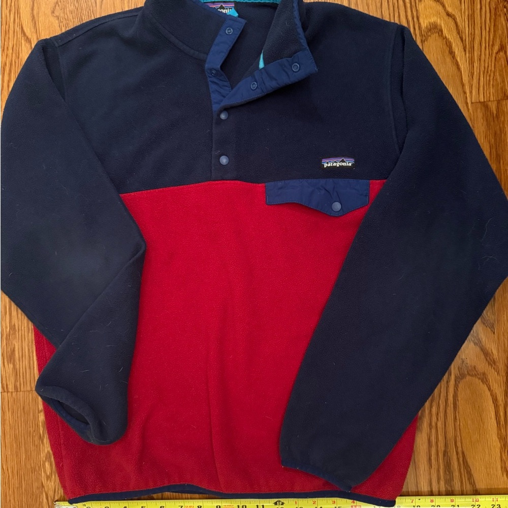 Patagonia Navy and Red Fleece Synchilla